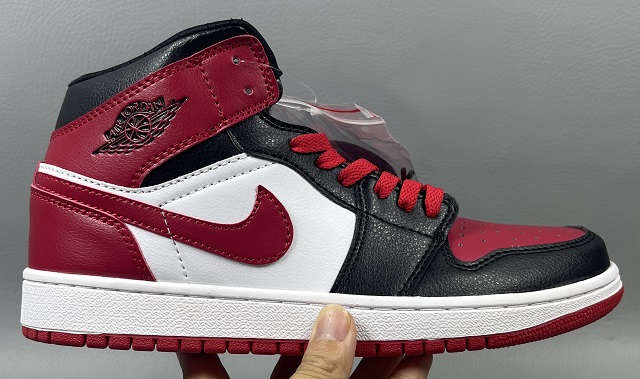 Air Jordan Retro 1 Grade AAA Bred Toe - Click Image to Close